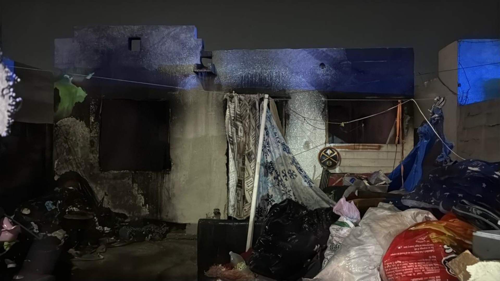 Incendio consume vivienda abandonada en Parajes de San José